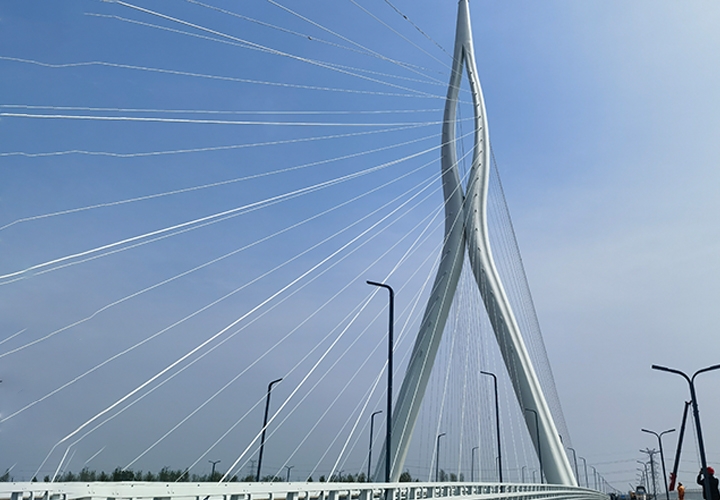 白山城市地标钢结构桥塔